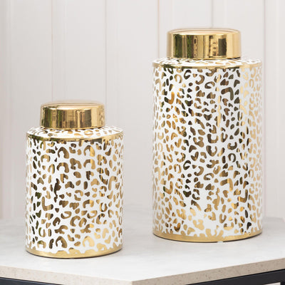 8 Ways to Style a Ginger Jar in Your Home